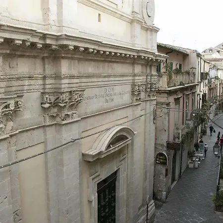Alagona House * Syracuse