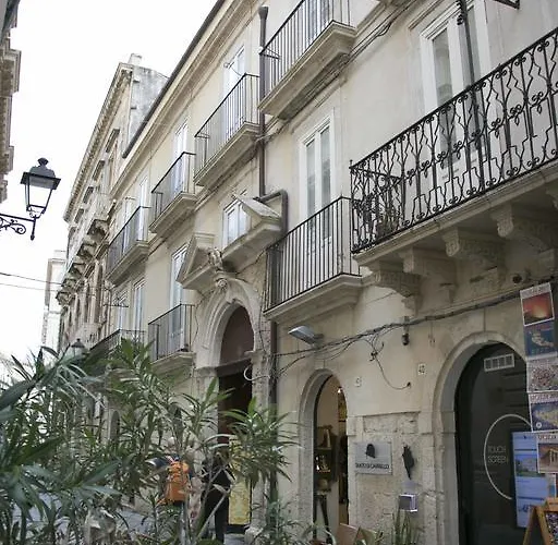 Alagona House * Syracuse