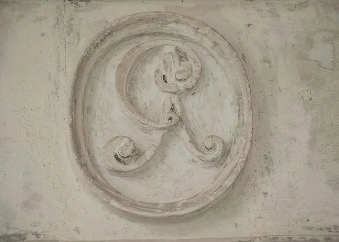 Alagona House * Syracuse