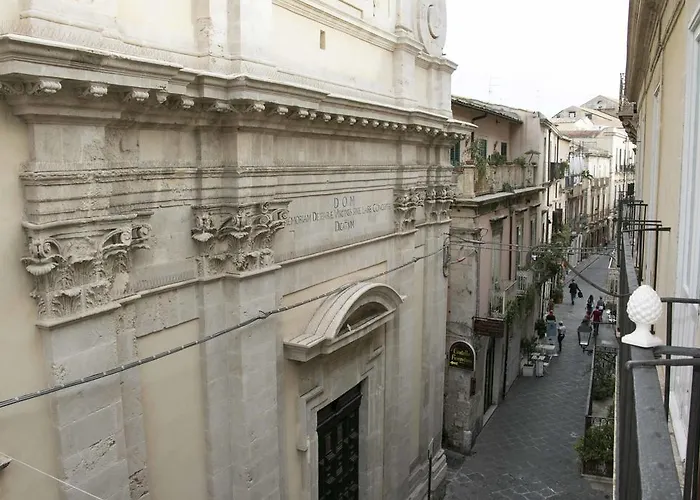Alagona House * Syracuse